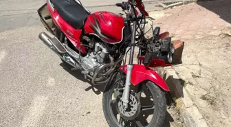 Kiliste Otomobil ile Motosikletin Çarpıştığı Kazada 2 Kişi Yaralandı