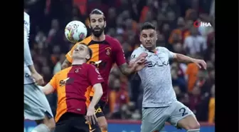 Spor Toto Süper Lig: Galatasaray: 1 - Medipol Başakşehir: 0 (İlk yarı)