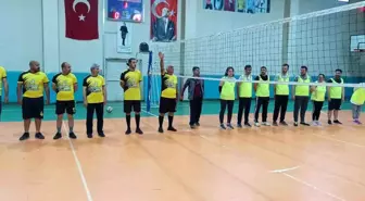 Sarıgöl'de Kaymakamlık Kupası Voleybol Turnuvası başladı