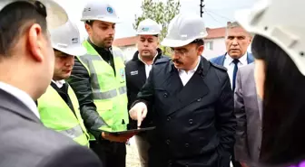 Vali Dr. Kızılkaya okul inşaatlarını inceledi