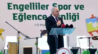 Engelliler Haftası kapsamında Haliç Kano ve Kürek Sporları Merkezinde şenlik düzenlendi