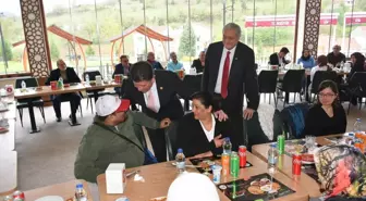Bozüyük Belediye Başkanı Engellilerle Buluştu