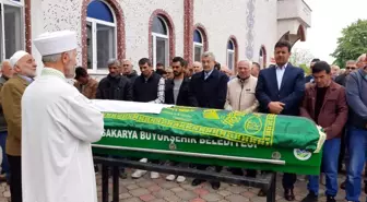 Soma'da toprak kayması sonucu hayatını kaybeden işçi Sakarya'da defnedildi