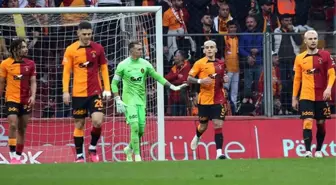 Yeni sezonun kadrosu şekillendi! Galatasaray'da 5 futbolcuyla yollar ayrılıyor