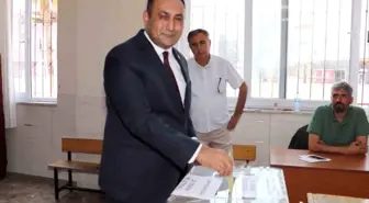 Belediye başkanları oyunu kullandı