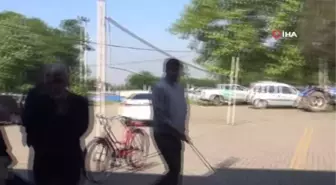 Görme engelli birey özel geliştirilen pusula ile oyunu kullandı