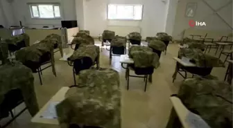 Engelliler bir günlüğüne asker oldu
