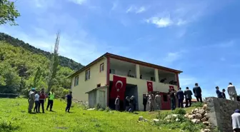 Şehidin şehadet haberi baba ocağına ulaştı