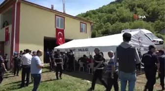 Şehidin şehadet haberi baba ocağına ulaştı