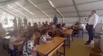 Avcılar Belediye Başkanı Hançerli, Hataylı Çocuklarla Çadır Okullarda Bir Araya Geldi