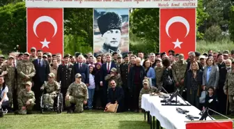 Engelli vatandaşlar bir günlüğüne asker oldu