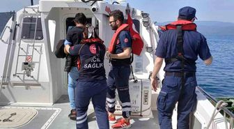 Sahil Güvenlik, Güllük açıklarında rahatsızlanan vatandaşı tıbbi tahliye etti