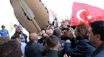 Tekirdağ'da depremzedelerin tahliye edilmesi kararına tepkiler artıyor