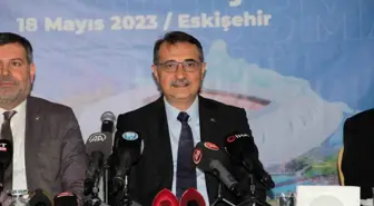 Bakan Dönmez'den depremzedelere hakaret edenlere ağır sözler