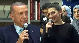 Gencin isteğini geri çevirmedi! Cumhurbaşkanı Erdoğan, Mehmet Akif'in, 'Zulmü Alkışlayamam' şiirini okudu