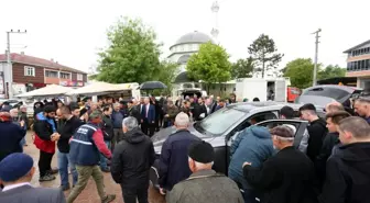 Derince'de Yerli ve Milli Otomobil Togg'a Yoğun İlgi