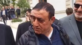 Nuri Sesigüzel'in cenazesinde büyük ayıp! Mahmut Tuncer 20 TL isteyen kişiye 'Yüzsüz müsün?' diyerek karşılık verdi