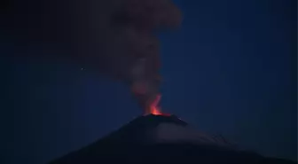 Meksika'daki Popocatepetl Yanardağı Faaliyete Geçti