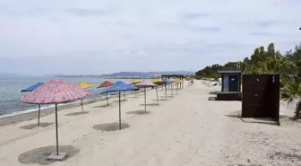 Kuşadası'nda 24 Plaj ve Bir Marinada Mavi Bayrak Dalgalanacak