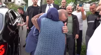 Cumhurbaşkanı Erdoğan, Binnaz teyzenin evini ziyaret etti