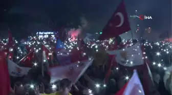 Bursa'da Cumhurbaşkanı Erdoğan'a Destek Verenler Coşkuyla Kutladı