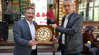 Emet Belediyesi Emekli Personelleri Onurlandırdı