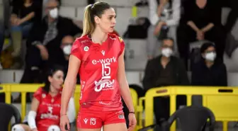 Eczacıbaşı Dynavit, Sırp Milli Orta Oyuncu Jovana Stevanovic'i Transfer Etti