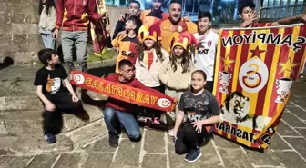 Galatasaray'ın Fenerbahçe'yi 3-0 yenerek şampiyonluğu kutlaması