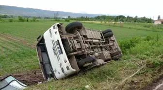 Tokat'ta Midibüs Kaza Yaptı: 14 Kişi Ölümden Döndü