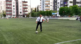 Adana Demirspor U11 Takımı Sporun Gülen Yüzü Umut Turnuvası'nda şampiyon oldu