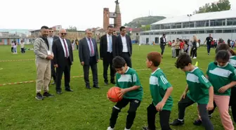 Bozüyük'te Fiziksel Etkinlikler Şenliği Başladı