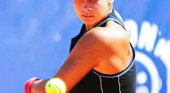 Melisa Ercan Roland Garros'ta bir numarayı yendi