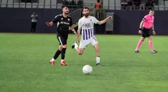 52 Orduspor FK, penaltı atışları sonucu Karaköprü Belediyespor'u mağlup ederek finale yükseldi