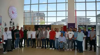 Batman'da 64 kulübe malzeme yardımı yapıldı