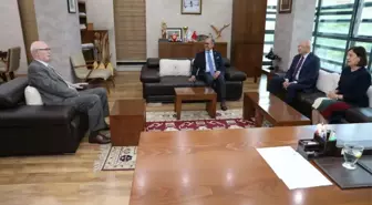 Odunpazarı Belediye Başkanı Kazım Kurt, CHP Eskişehir Milletvekilleri ile bir araya geldi