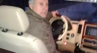 Fatih'te Bir Kişi Otomobilin İçinde Ölü Bulundu, 5 Kişi Gözaltına Alındı