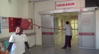 Hastanede gerçekleştirilen yangın tatbikatı gerçeğini aratmadı