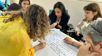 İzmir Büyükşehir Belediyesi, ilçe belediyelerinde toplumsal cinsiyet eşitliği için çalıştay düzenledi