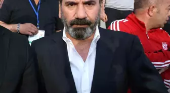 Sivasspor Başkanı Mecnun Otyakmaz, Olağan Genel Kurul ile İlgili Açıklama Yapacak