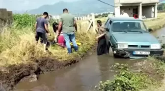 Otomobil sulama kanalına uçtu: 1 yaralı