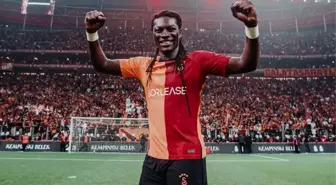 Bafetimbi Gomis, Galatasaray taraftarına veda etti: Bir gün yine buluşacağız