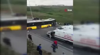 Başakşehir'de İETT Otobüsü 7 Metre Yükseklikten Alt Yola Düştü: 1 Yaralı