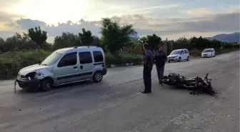Orhangazi'de Motosiklet ile Hafif Ticari Araç Çarpıştı: 1 Yaralı