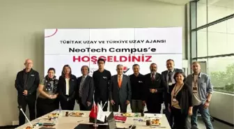 Türk Uzay Yolcuları İstanbul Nişantaşı Üniversitesi'ni Ziyaret Etti