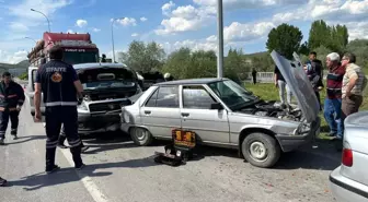 Tavşanlı'da Zincirleme Trafik Kazası: 2 Yaralı