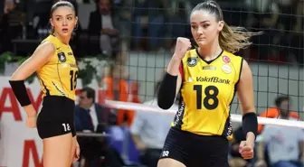 Voleybolcu Zehra Güneş'ten bikinili havuz pozu! Karedeki detayı fark eden herkes aynı yorumu yaptı