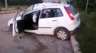 Isparta'da Trafik Kazası: 2 Kişi Yaralandı