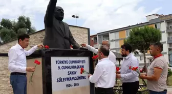 Süleyman Demirel'in ölüm yıldönümünde Nazilli'de pilav hayrı düzenlendi