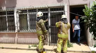 Fatih'te Bulaşık Makinesi Yangını: 2 İtfaiye Eri Dumandan Etkilendi