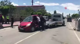 Iğdır'da öğretmenlerin olduğu araç kaza yaptı: 3 yaralı